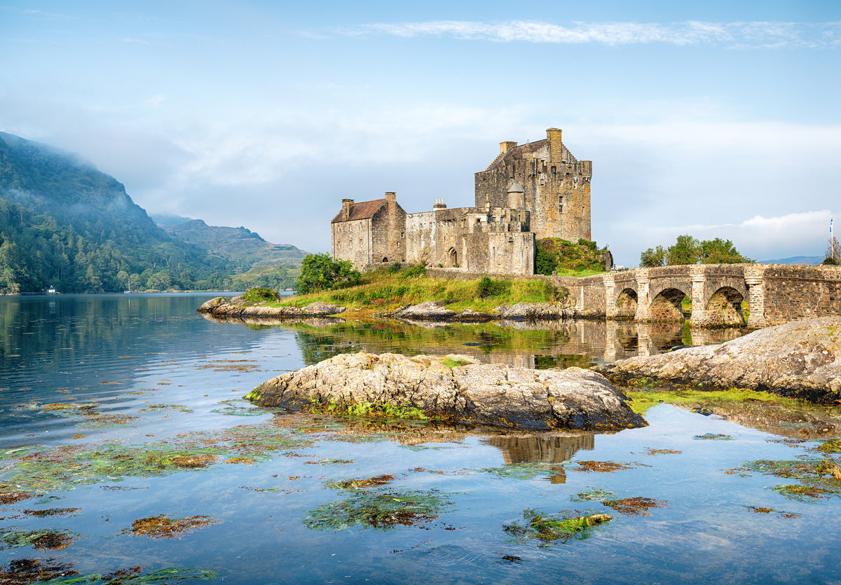 Eilean Donan Castle in the Highlands 1000 Piece Jigsaw Puzzle